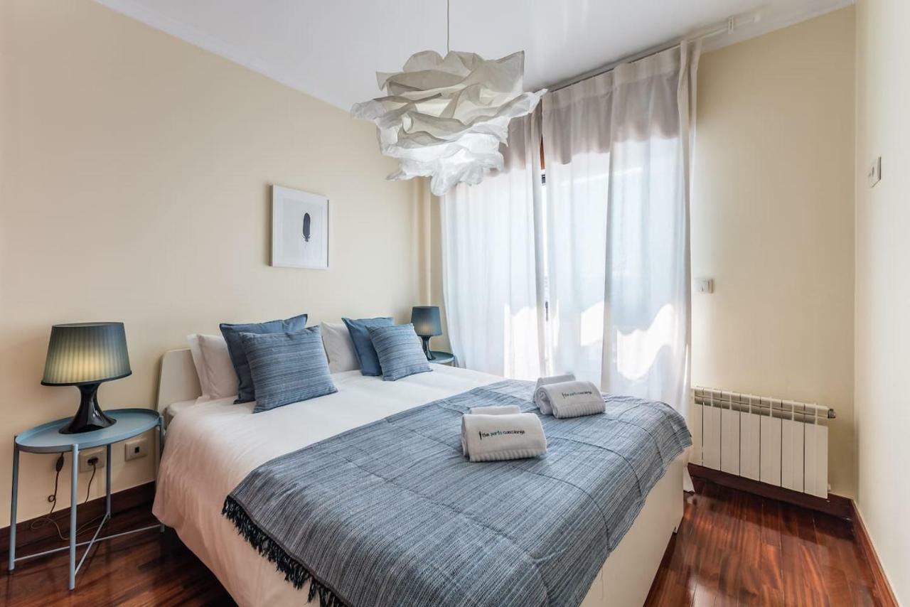 Guestready- Reflecting Apt Apartment Порто Екстериор снимка